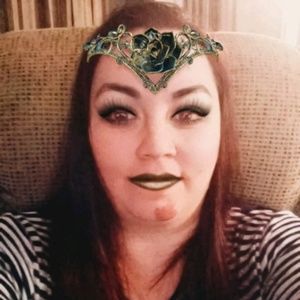 Meet your Posher, Sylinda